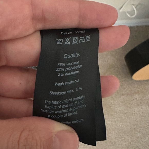 Fitted midi Dress - Picture 4 of 5